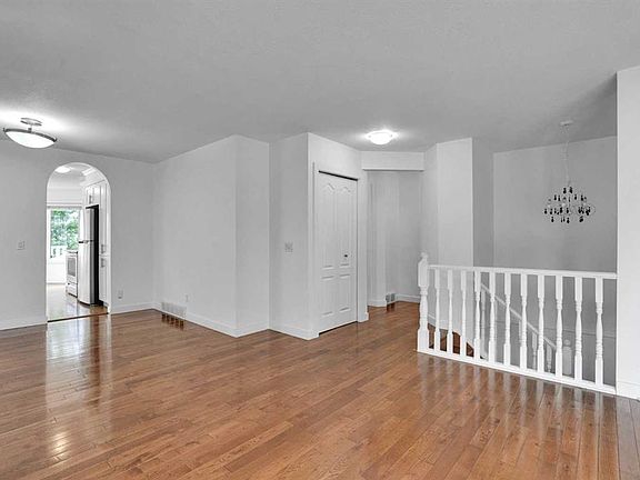 4th image of 51 Del Monica Pl NE