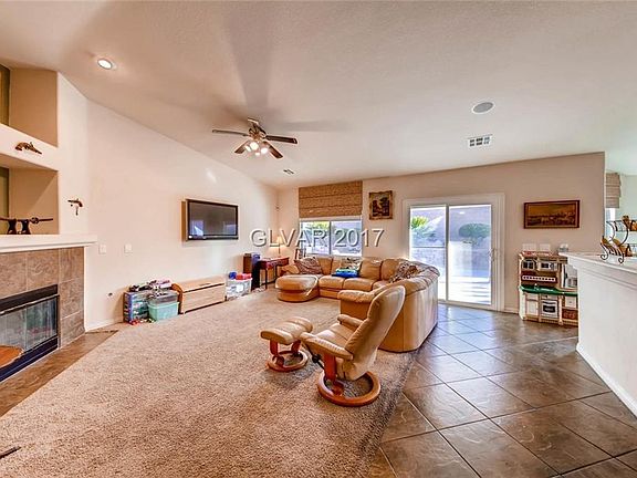4th image of 8939 Frasure Falls Ave