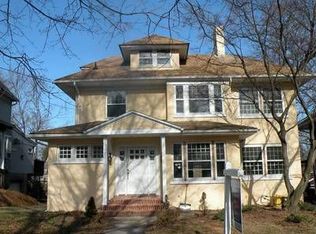 354 Hamilton Pl, Hackensack, NJ 07601