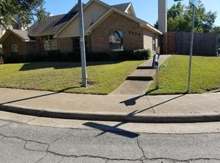 9702 Springtree Ln, Dallas, TX 75243