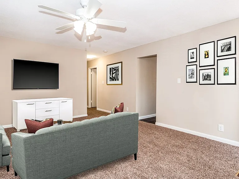 2316 Fitzgerald Ave — Photo 3