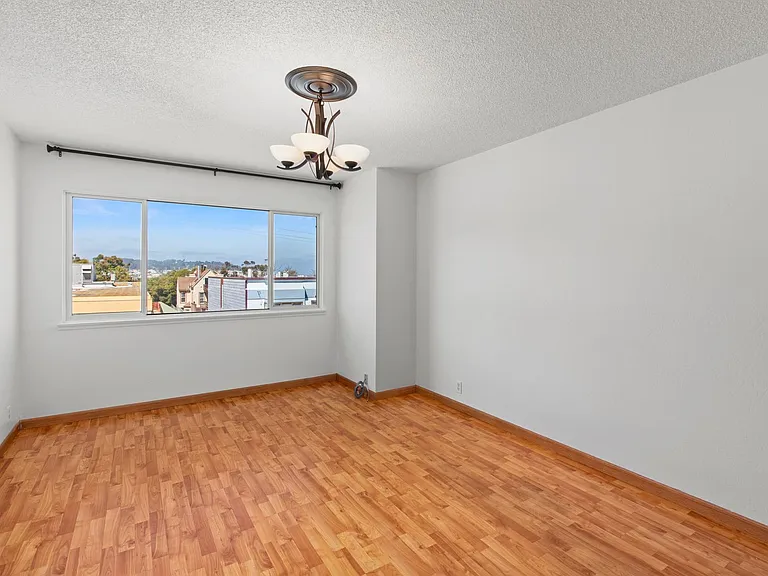 230 12th Ave #389R — Photo 11