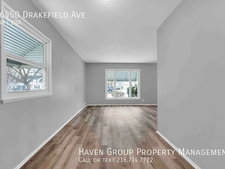 26450 Drakefield Ave — Photo 7