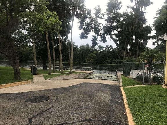2nd image of 2741 Blue Heron Vlg