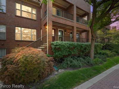 1325 S Main St #11, Royal Oak, MI, 48067