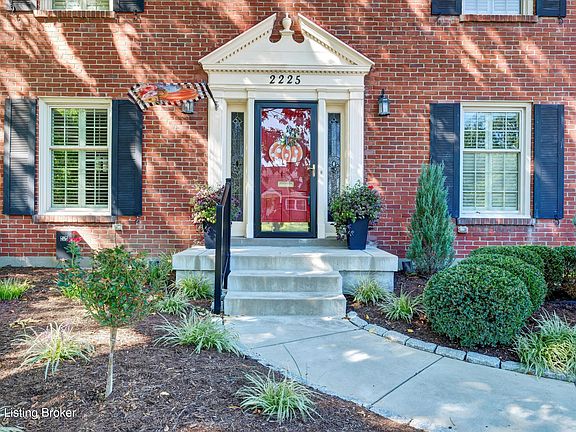 4th image of 2225 Brighton Dr