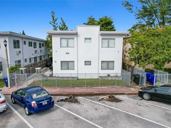 855 80th St, Miami Beach, FL 33141