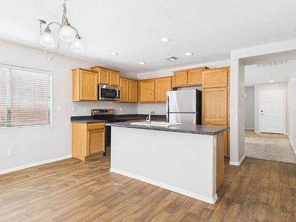 5th image of 1233 W Roosevelt Ave