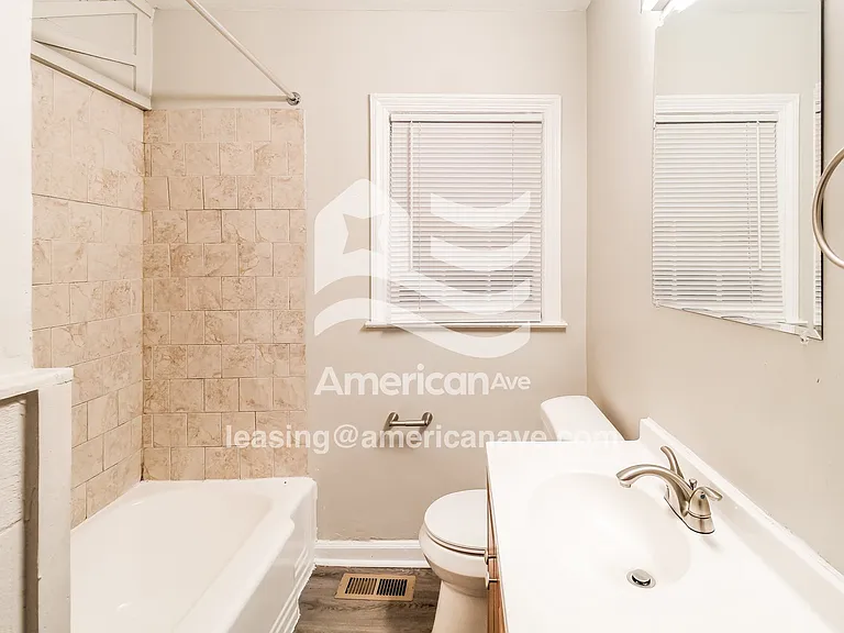 22425_014_bathroom_13677824.jpg