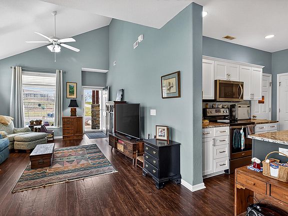 4th image of 2757 Shadow Ridge Pl