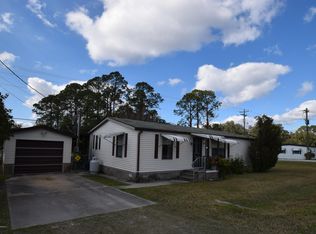 117 Florida Ln, Crescent City, FL 32112