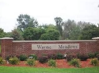 30W001 Dean Ct, Wayne, IL 60184