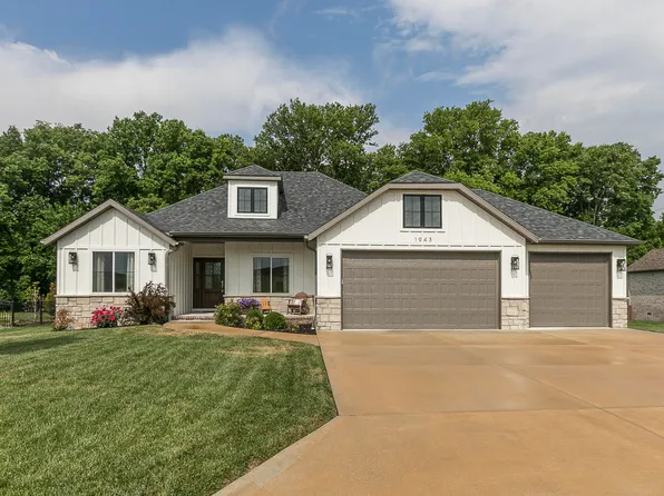 1943 N Bristol Avenue, Springfield, MO 65802