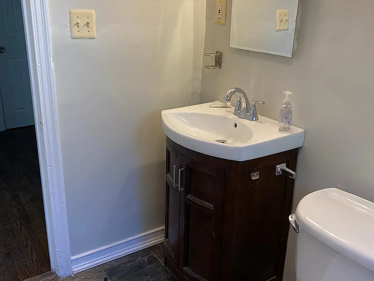 7910 Long Branch Pkwy #6 — Photo 22