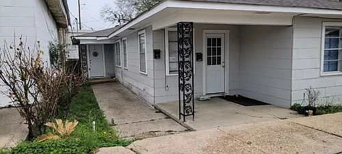 100 E Maggie St Photo 1