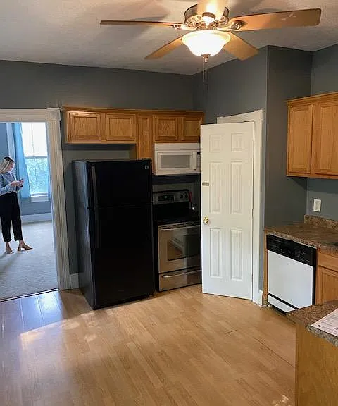 2740 Enslin St — Photo 2