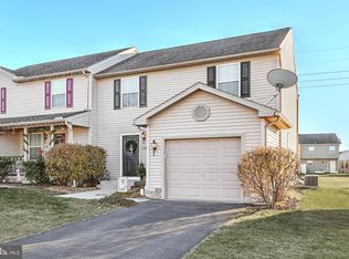 59 Skyview Cir, Hanover, PA 17331