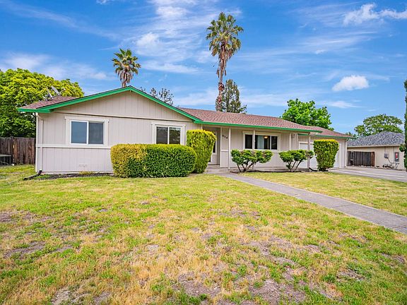 2nd image of 6114 Wright Way