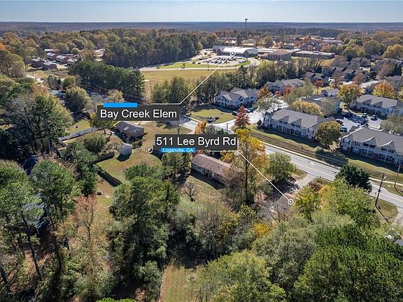 2nd image of 511 Lee Byrd Rd