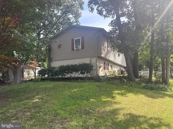 321 Maryland Ave, Pasadena, MD 21122