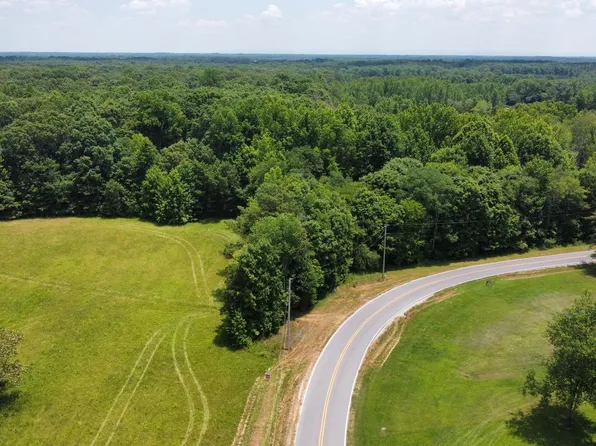 Cook Rd, Ardmore, AL 35739