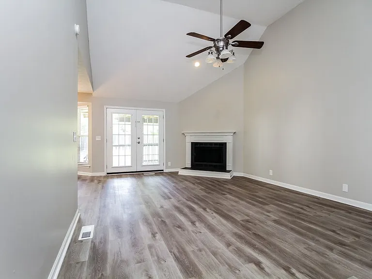3705 Nate Cv — Photo 3
