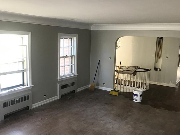 4th image of 2604 W Jarvis Ave #2604