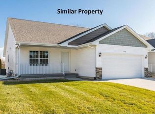 7507 Summerset Ave NE, Cedar Rapids, IA