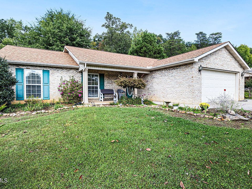 1st image of 3036 Country Meadows Ln