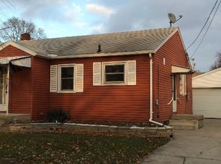 703 Oak St, Essexville, MI