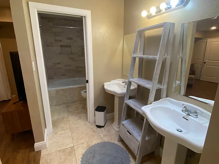 7012 E Redfield Rd — Photo 16