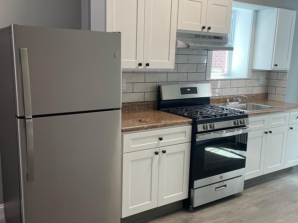1st image of 1000 Burke Ave