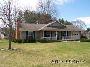 13 Yarmouth Rd, Stuarts Draft, VA 24477