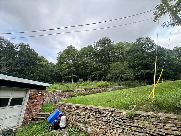 5th image of 196 Rimp Rd