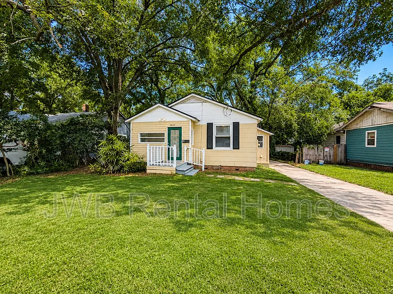 4623 Hercules Ave — Photo 12