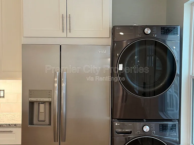 240 McGregor Ave #2 — Photo 23