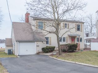 97 E Shore Rd, Denville, NJ 07834