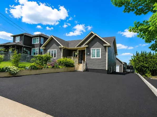 60 Fowler's Road, Conception Bay South, NL A1W4J3