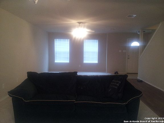 5th image of 915 Magnolia Smt