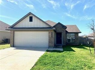 2702 Montana Ave, Bryan, TX 77803