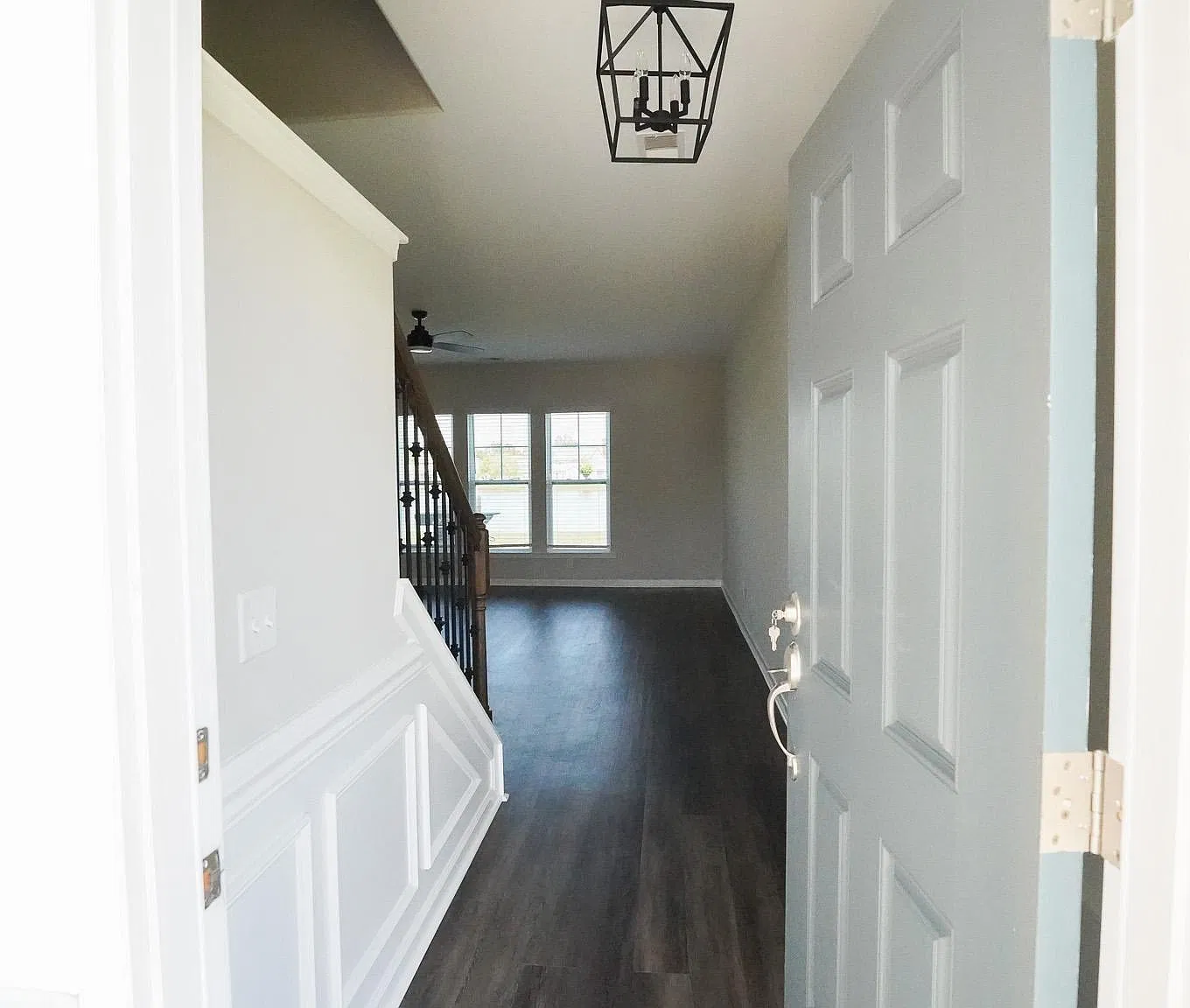 4 bed, 2.5 bath, 2029 sqft, $2,300 — Photo 4