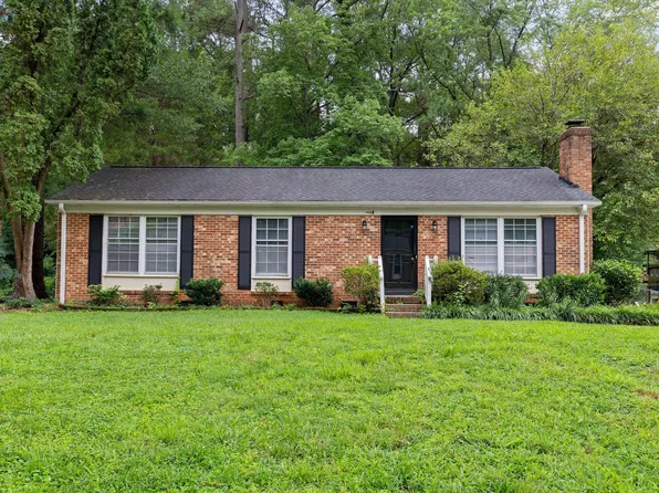 5804 Caledonia St, Raleigh, NC 27609