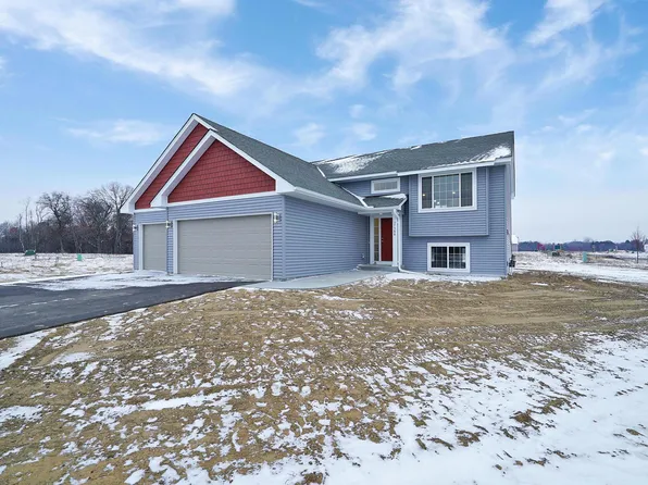 37563 Granite Ct, North Branch, MN 55056