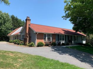 5704 Catoctin View Ct, Mount Airy, MD 21771