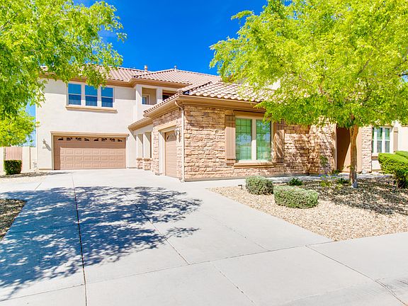 3rd image of 5520 W Lariat Ln