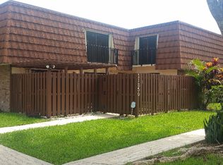 11850 SW 9th Ct, Davie, FL 33325