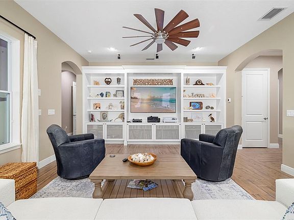4th image of 10107 CARNOUSTIE PLACE