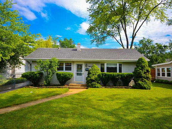 2nd image of 360 Heather Ave