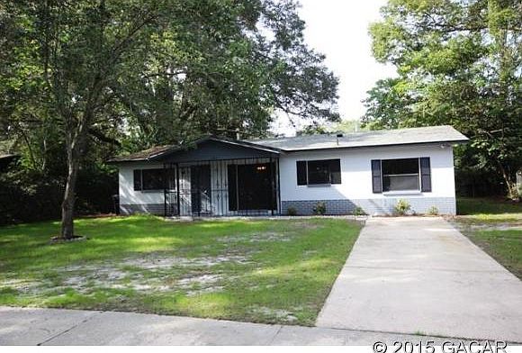1st image of 2922 NE 17th Dr