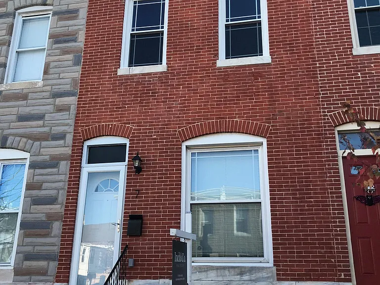 7 S East Ave — Photo 1